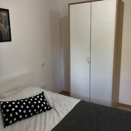 Small & Sweet * Belgrad