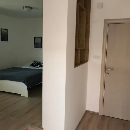 Small & Sweet * Belgrad