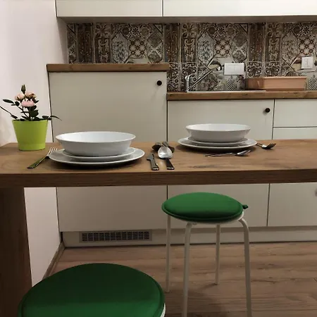 Small & Sweet Apartment *